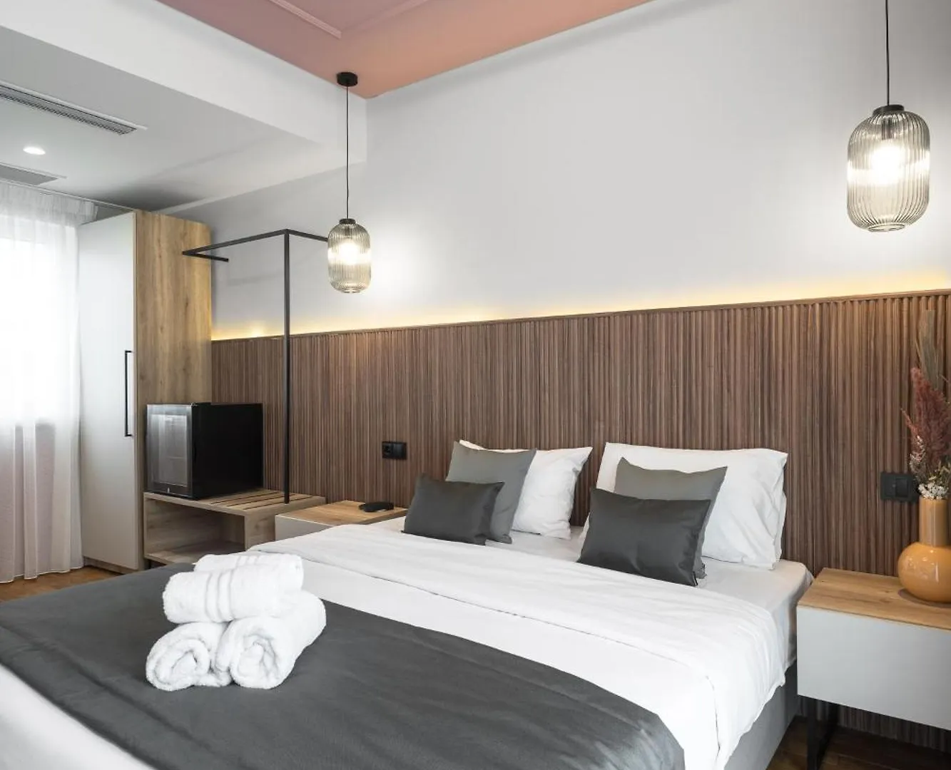 Ξενοδοχείο με διαμερίσματα Esther Suites, Nilie Hospitality Mgmt Θεσσαλονίκη